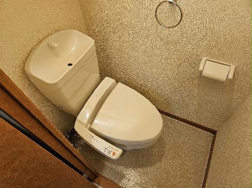 トイレ　備品や設備仕様は号室等により異なります現地をご確認下さい。