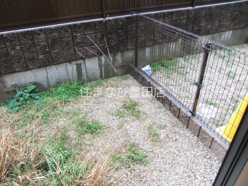 庭　同型別部屋写真