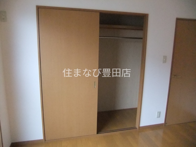 収納　同型別部屋写真