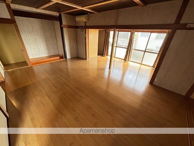 真孝園貸家の内装写真