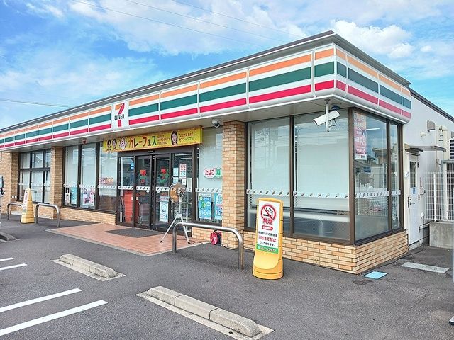 コンビニ　セブンイレブン　大口町上小口店（コンビニ）まで341m