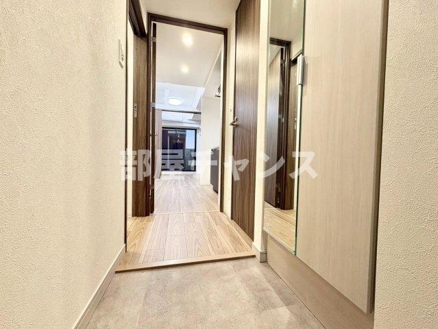 地下鉄鶴舞線 丸の内駅 徒歩7分 13階建 築1年の玄関写真