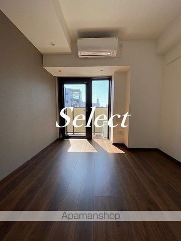 クレヴィスタ横浜関内の居間写真