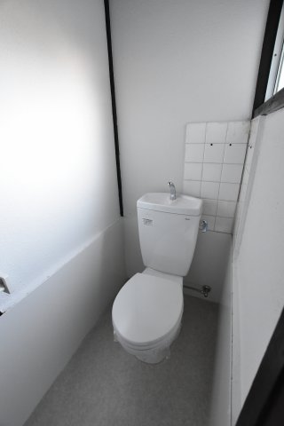 米田文化2棟のトイレ写真