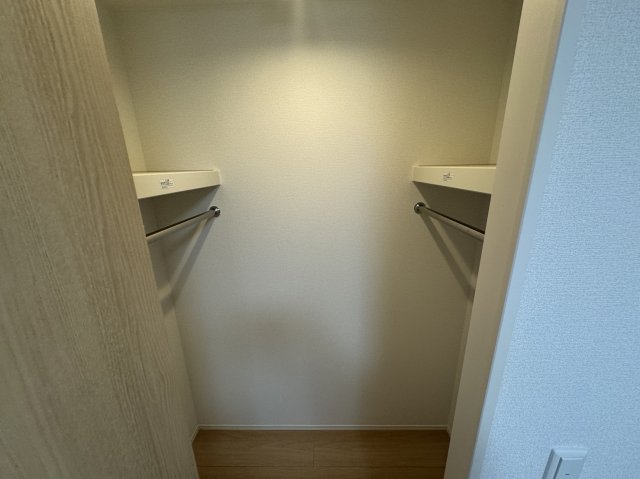 収納　写真は同仕様