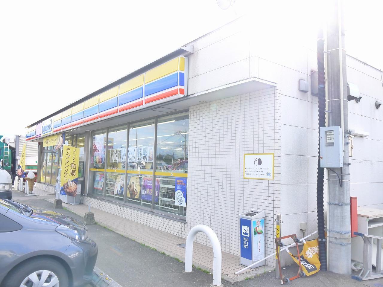 コンビニ　ミニストップ（コンビニ）まで950m
