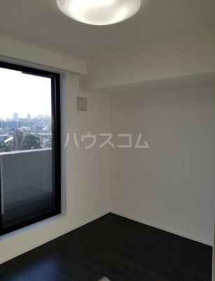 ロアール大塚弐番館の居間写真