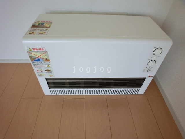 その他設備　電気暖房