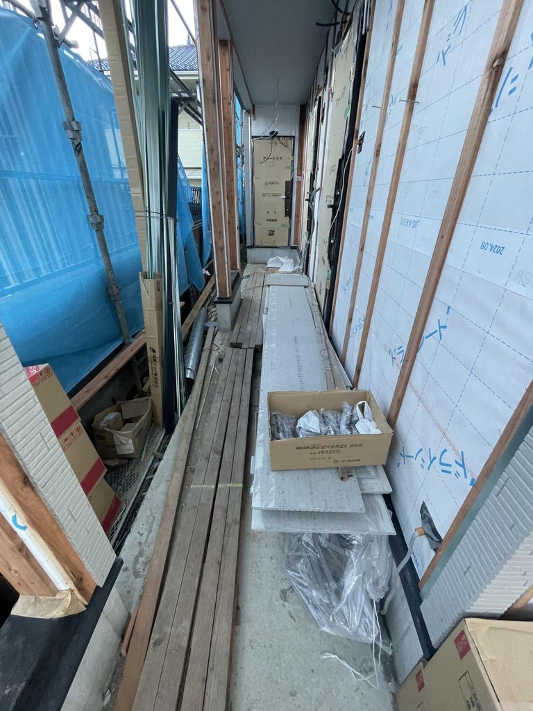 ロビー　駐車場