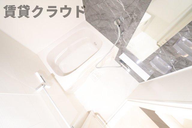 バス・シャワールーム　ゆったり過ごせる追い炊き付きお風呂です！