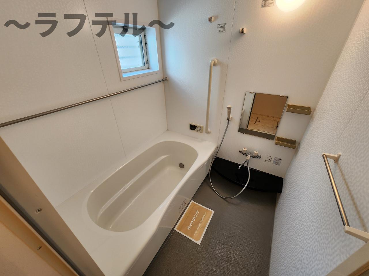 バス・シャワールーム　別部屋イメージ写真