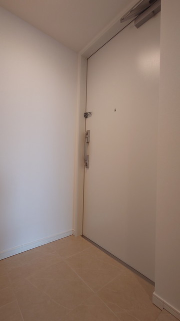 玄関　※写真は同タイプ住戸です。