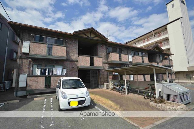 ＪＲ山陽本線 西条駅 バス乗車時間：10分 最寄りバス停で下車 徒歩2分 築23年