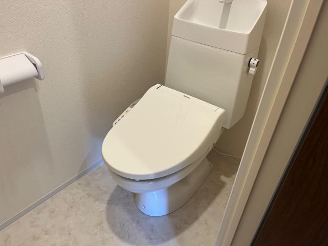 トイレ　シャワー付トイレ