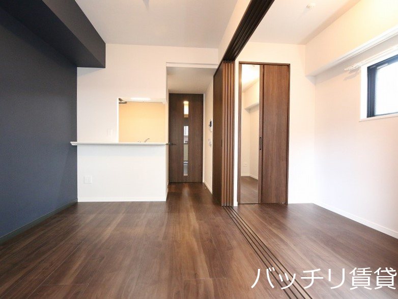 居室・リビング　※同マンション別部屋写真のため、現状優先。