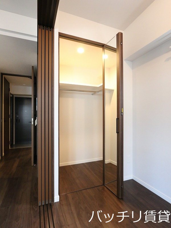 収納　※同マンション別部屋写真のため、現状優先。