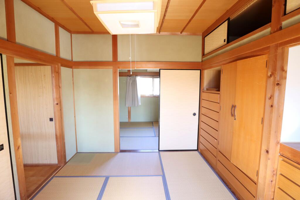 中万々戸建の内装写真