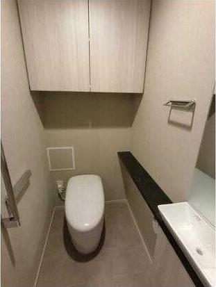 ＪＲ山手線 西日暮里駅 徒歩4分 15階建 築3年のトイレ写真