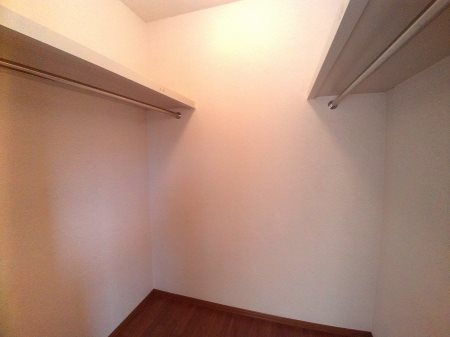 収納　ウォークインクローゼット