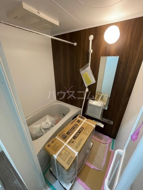 京成本線 お花茶屋駅 徒歩8分 3階建 築3年の風呂写真