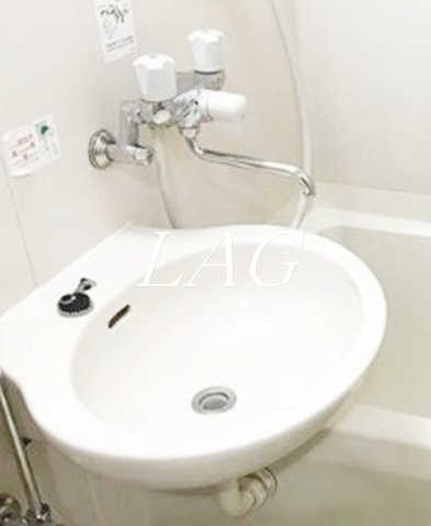 洗面設備　洗面台です。