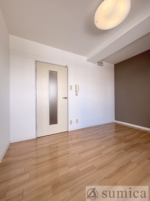 居室・リビング　角部屋でとても静かなお部屋で快適新生活♪♪