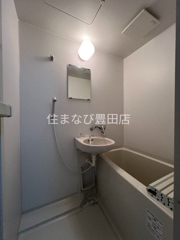バス・シャワールーム　同型タイプ