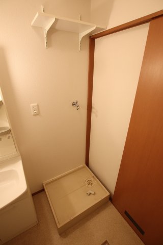 その他設備　室内洗濯機置場