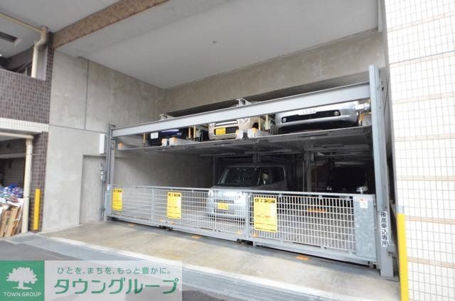 駐車場　♪車でおでかけ～♪