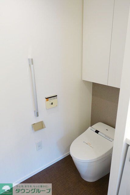 トイレ　※写真は同タイプ住戸です。
