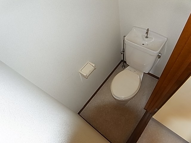 トイレ　別部屋写真