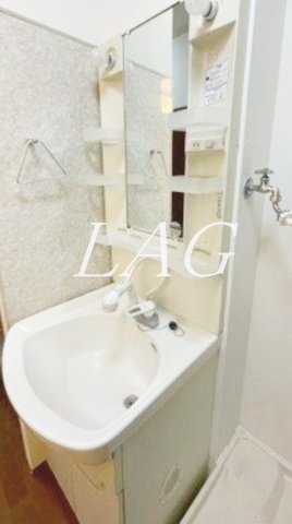 洗面設備　独立洗面台です。
