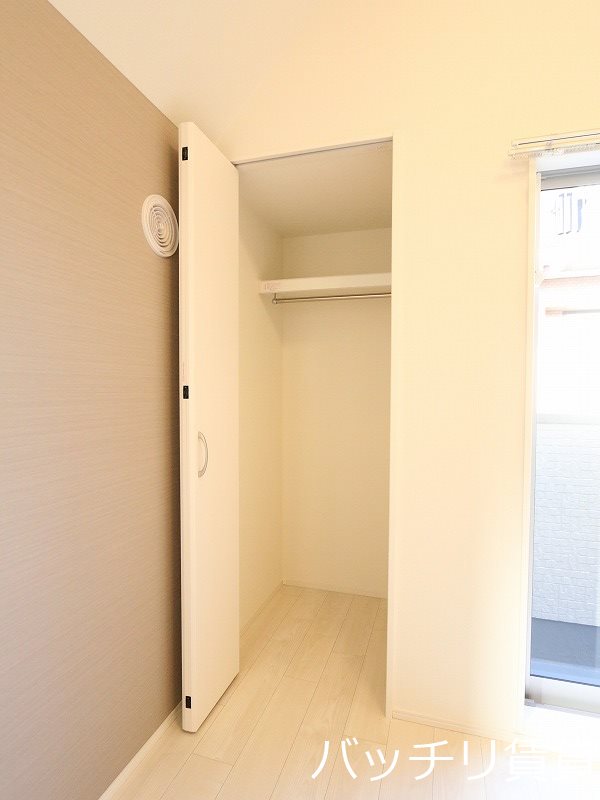 収納　別号室タイプの為、現状を優先いたします