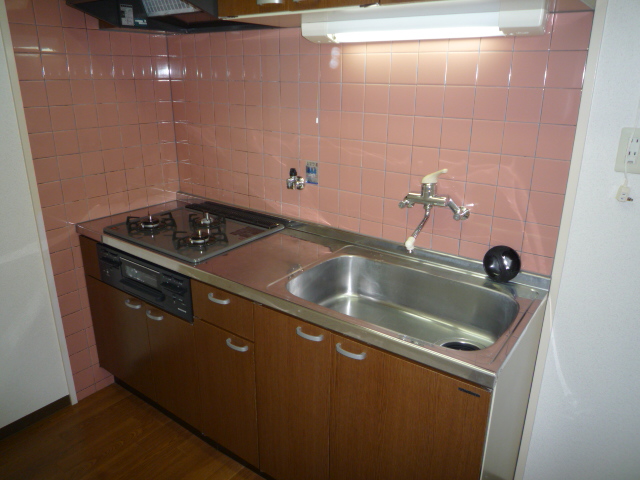 キッチン　３口システムガスキッチングリル付・キッチン独立タイプ