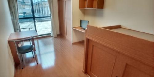 居室・リビング　テーブル付き（折りたたみ式）