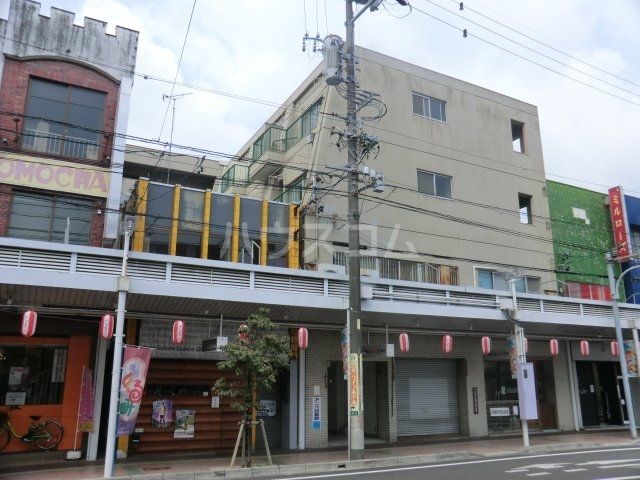 藤枝市駅前のマンションの建物外観