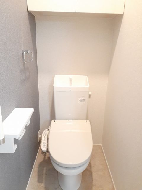 【ハニーサックル　IIのトイレ】