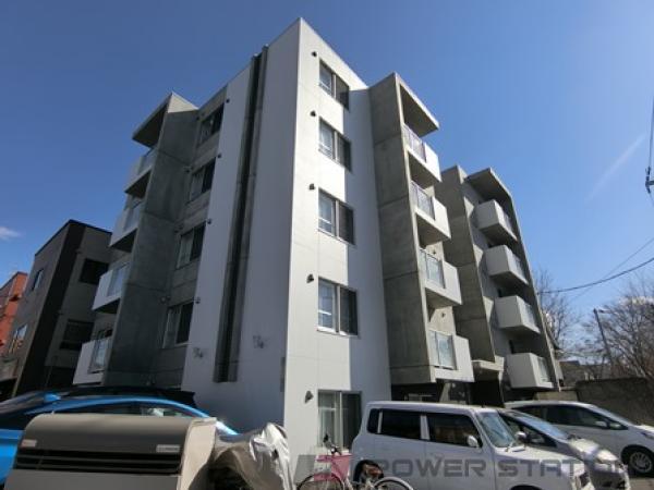 札幌市白石区東札幌六条のマンションの建物外観