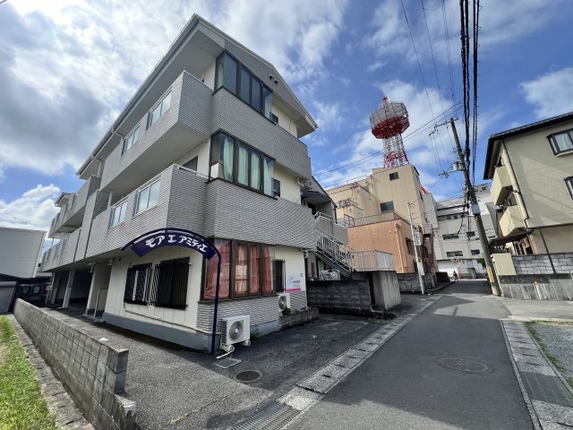 三田市相生町のアパートの建物外観