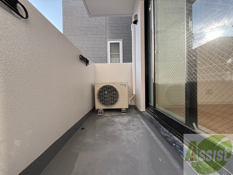 バルコニー　バルコニーです。洗濯物を干したり一息ついたりできますね！