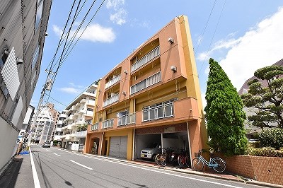 片野タカケンビルの建物外観