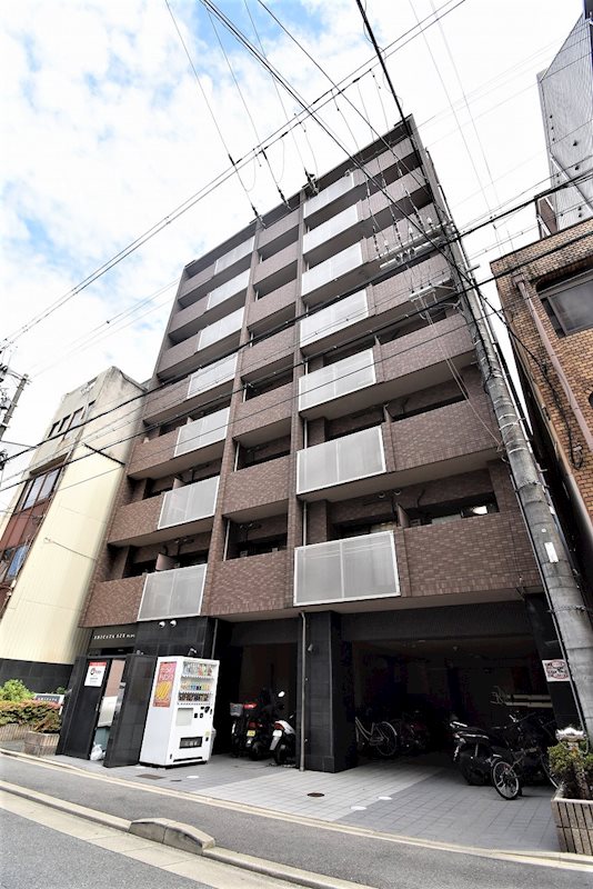 京都市下京区因幡堂町のマンションの建物外観