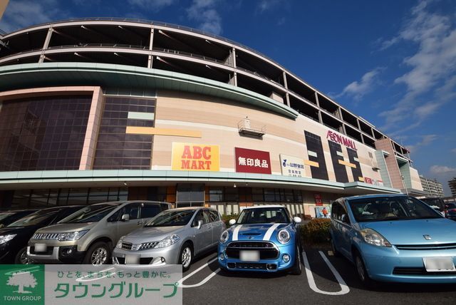 【戸田市笹目北町のアパートのショッピングセンター】