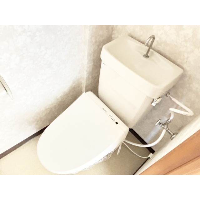 トイレ　シャワー付きトイレ