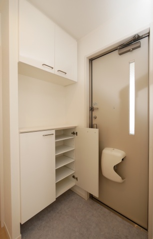 玄関　玄関収納