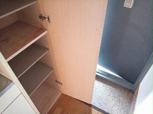 玄関　シューズボックス付き