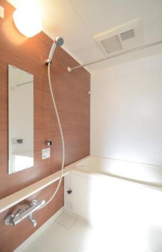 バス・シャワールーム　浴室