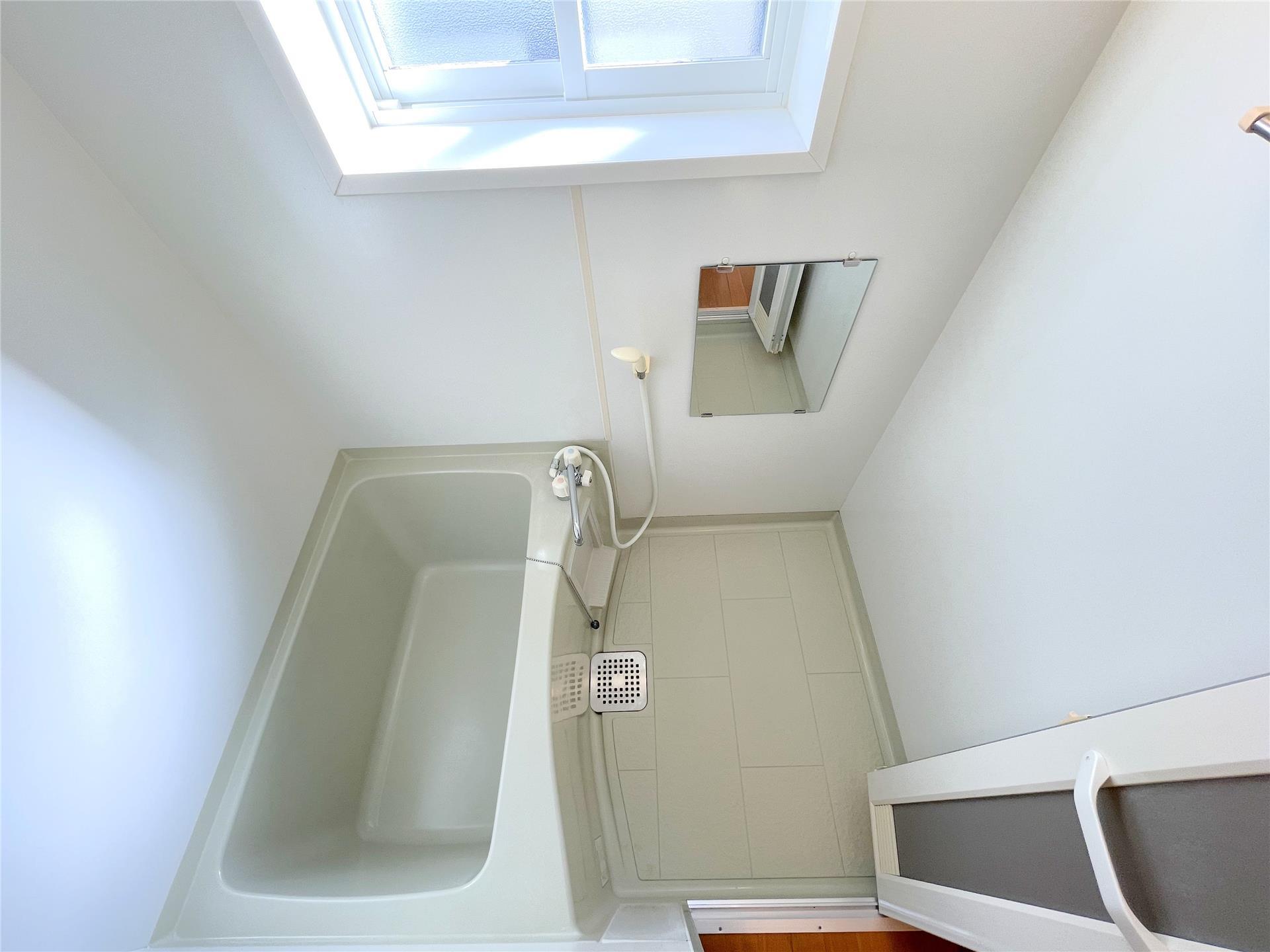 バス・シャワールーム　浴室