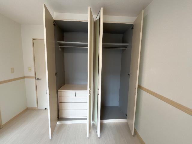 収納　クローゼット