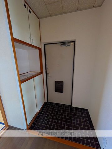 ビューネ松富IIの玄関写真